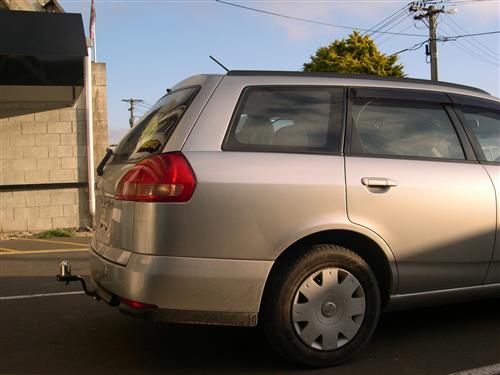 NISSAN WINGROAD STATIONWAGON 1999-2005